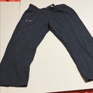 Under Armour Charcoal sweatpants